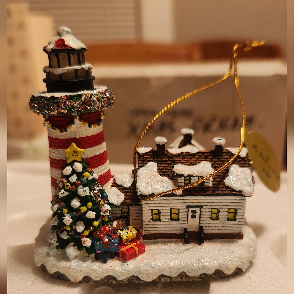 Danbury Mint Red and White Lighthouse Ornament